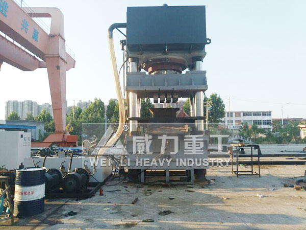 2000吨铅粉成型液压机 2000吨铅粉成型液压机