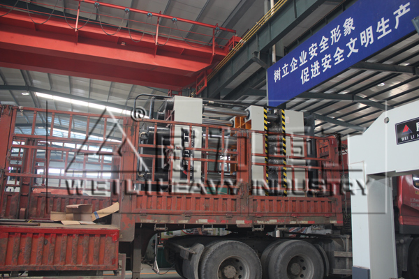 400吨四柱压力机发货现场 400吨四柱压力机发货现场